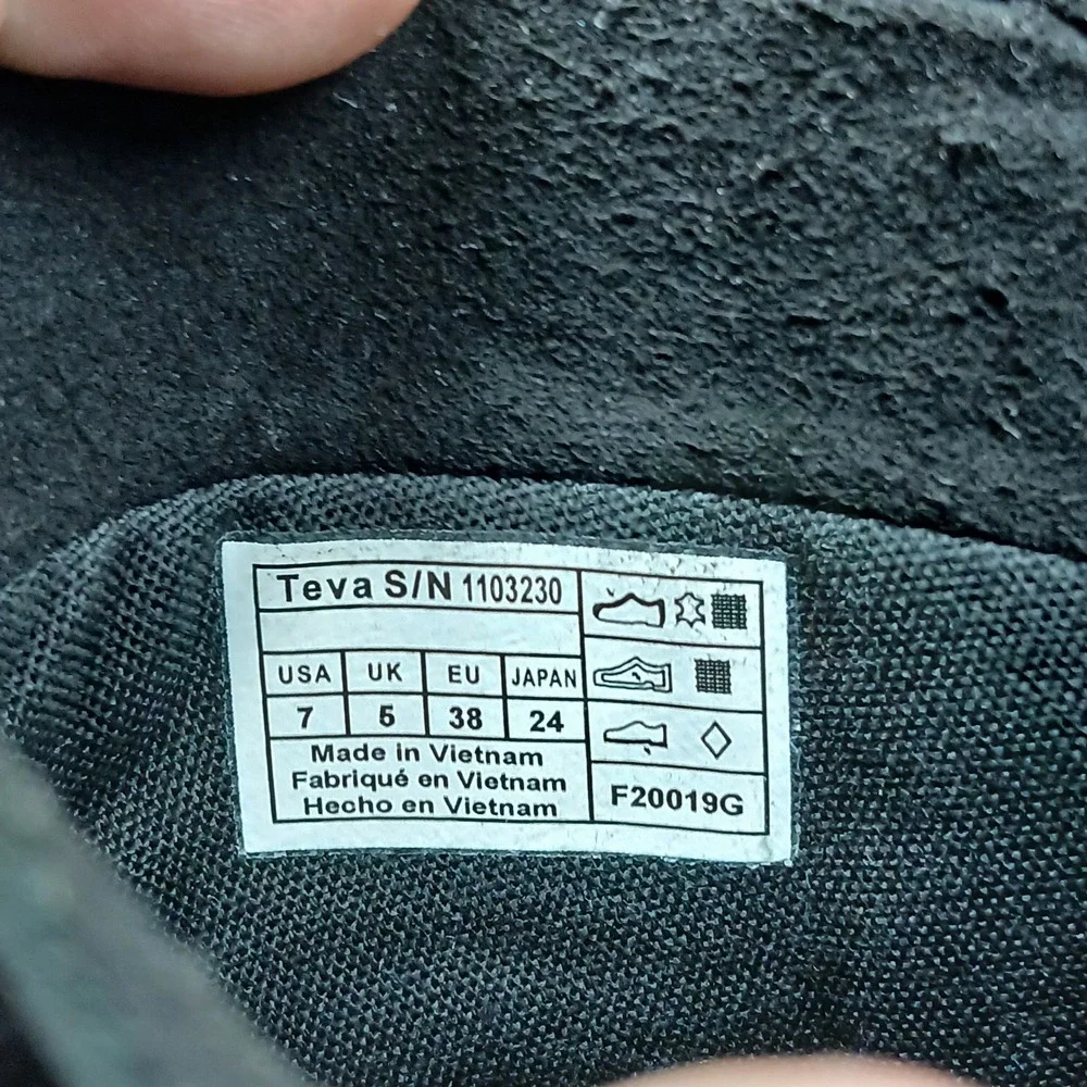 Teva Foxy Chelsea Boots Women 7 Black Nubuck Leather Waterproof Block Heel
